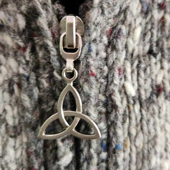 Inis Crafts Wool hooded Cardigan sweater size medium - Picture 8 of 11